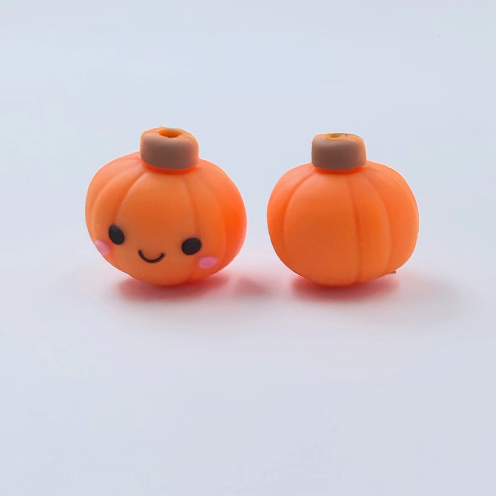 Wholesale 10pcs 3D Hot Sale Halloween Hot Sale Pumpkin Three-dimensional Silicone Cartoon DIY Beads